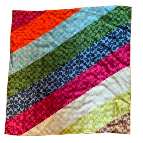 Coach Legacy 2007 - 4 Piece Set - Tote, Wallet, Makeup Bag & Scarf - Picture 12 of 14